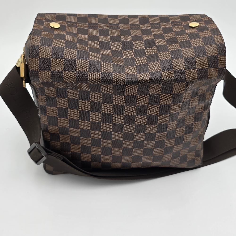 NAVIGLIO Louis Vuitton Brown Checkered Shoulder Bag with Gold Accents